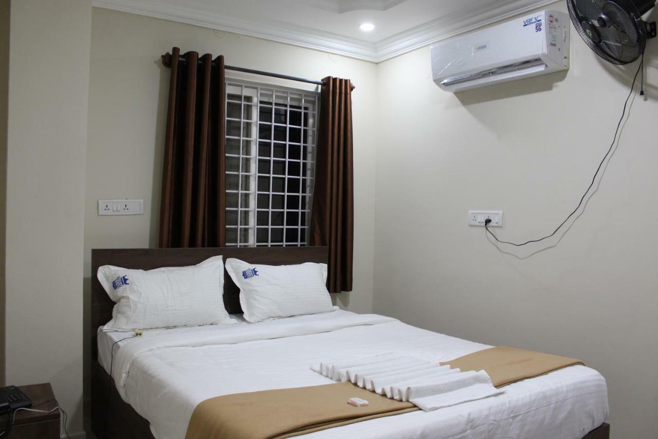 Royal Star Hotels Bangalore Exterior photo