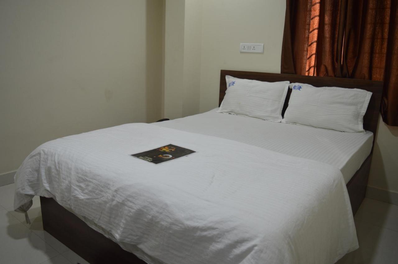 Royal Star Hotels Bangalore Exterior photo
